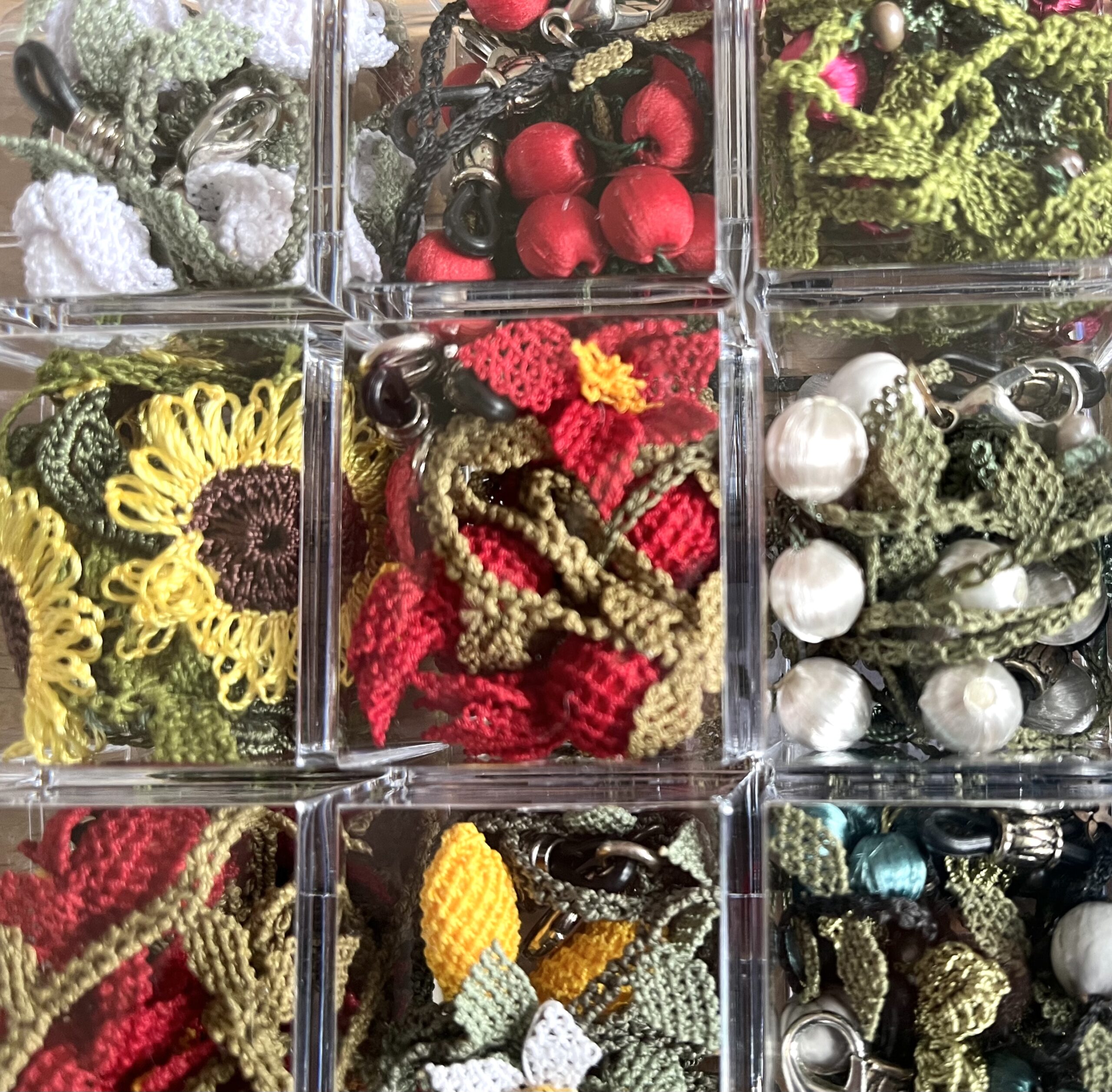 Nadelspitze, Hayat Accessoires, Hayat Trading, Hayat Delikatessen, Brillenbändel