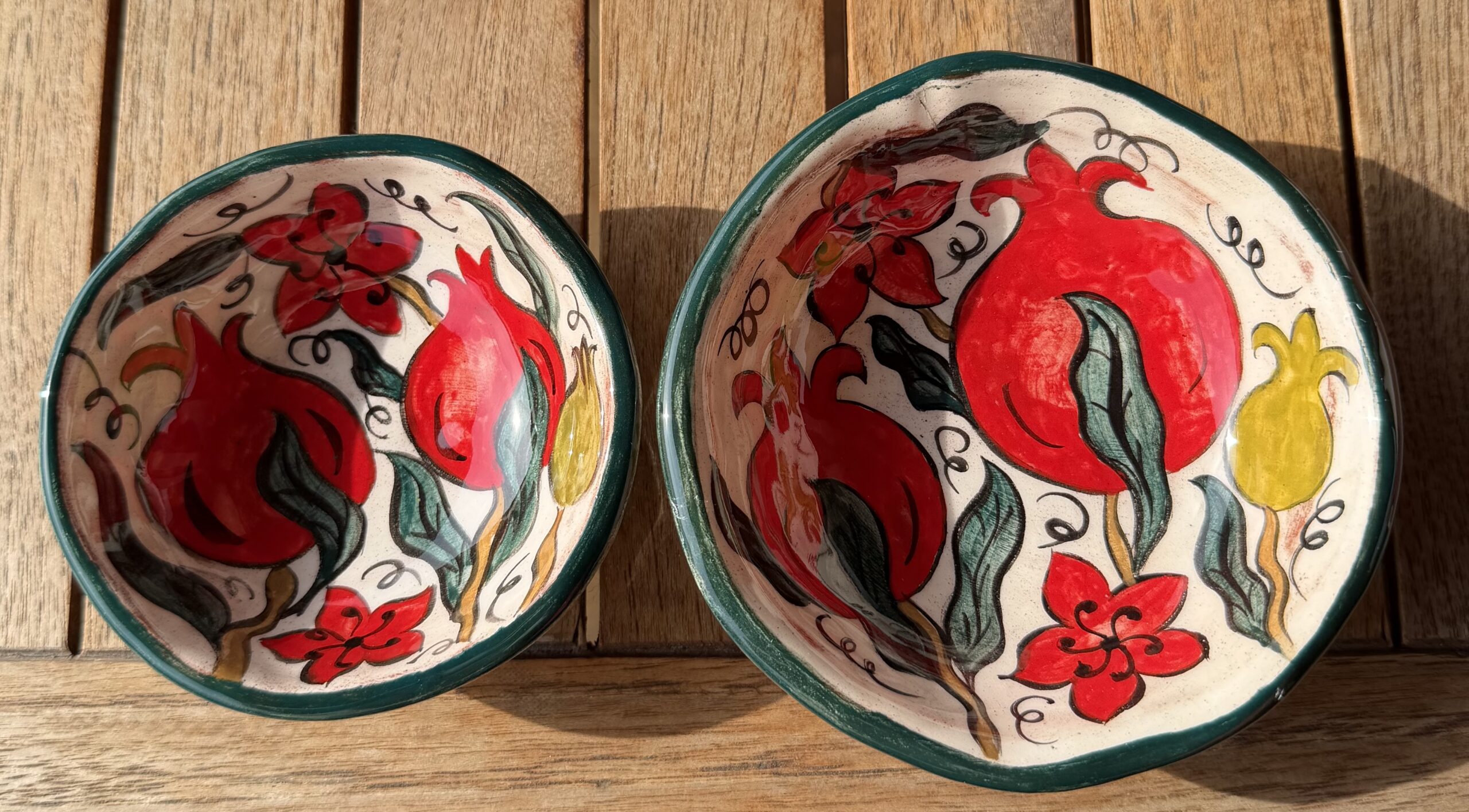 Iznik Schalen, handgefertigt, Dessin Granatapfel, Hayat Delikatessen
